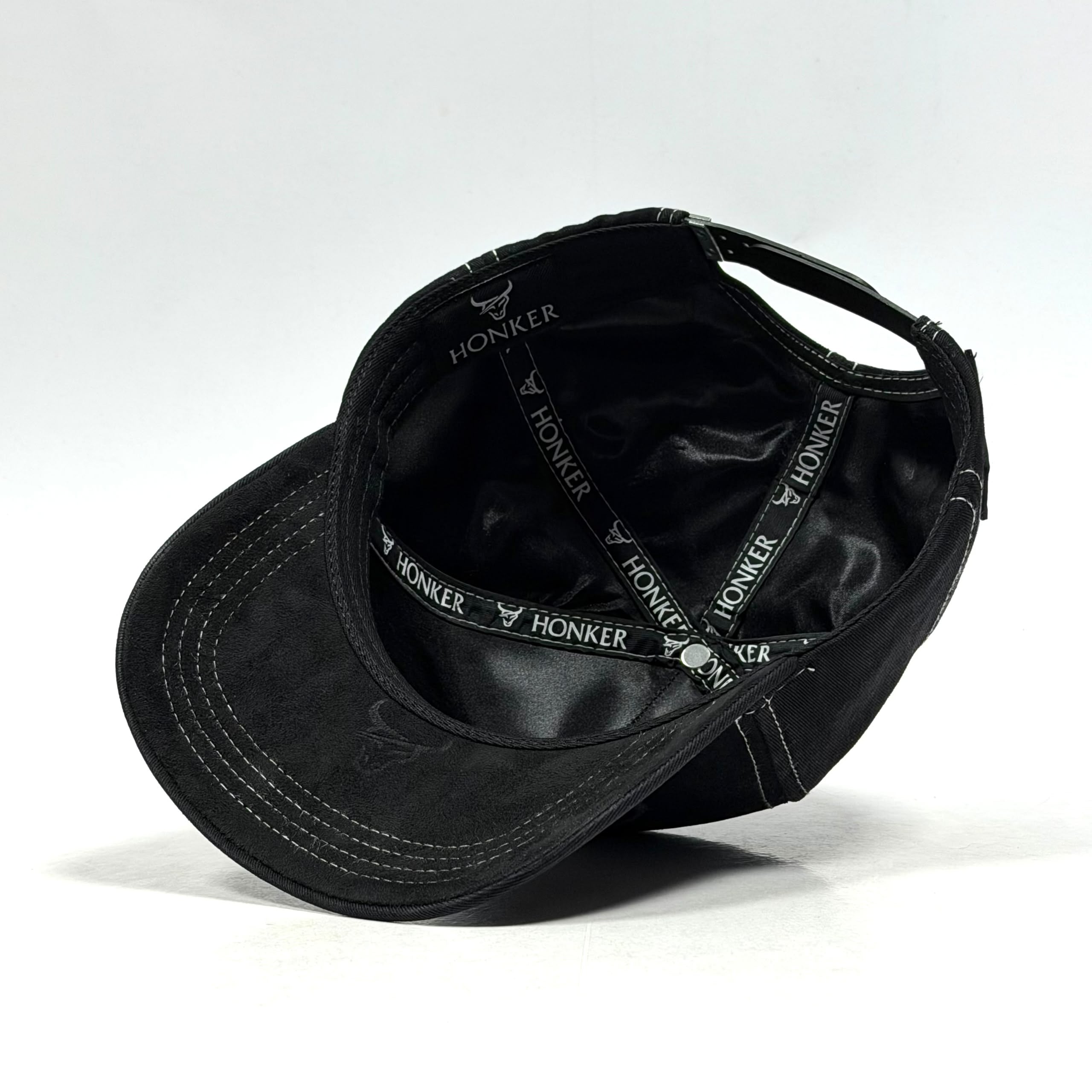 HONKER BULL HAT - WASHED BLACK