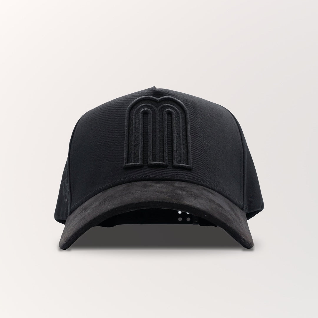SI DIOS QUIERE HAT - ALL BLACK